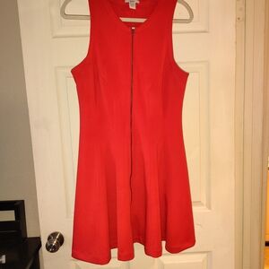 Chic Red Sleeveless Midi Dress